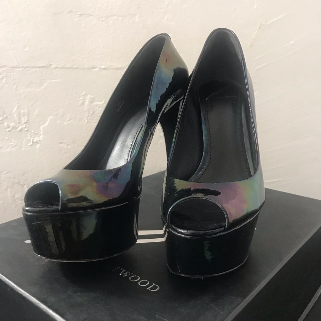 Brian Atwood Stiletto Platform Patent Leather High Heels Purple Green Sz 7 Euc